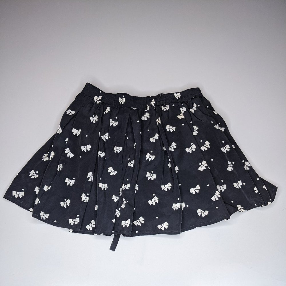Black Bow Polka Dot Print Belted skirt (S) F21